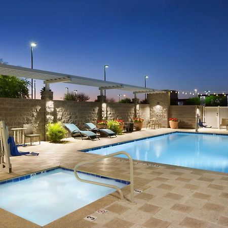 Home2 Suites By Hilton Glendale Westgate Екстериор снимка