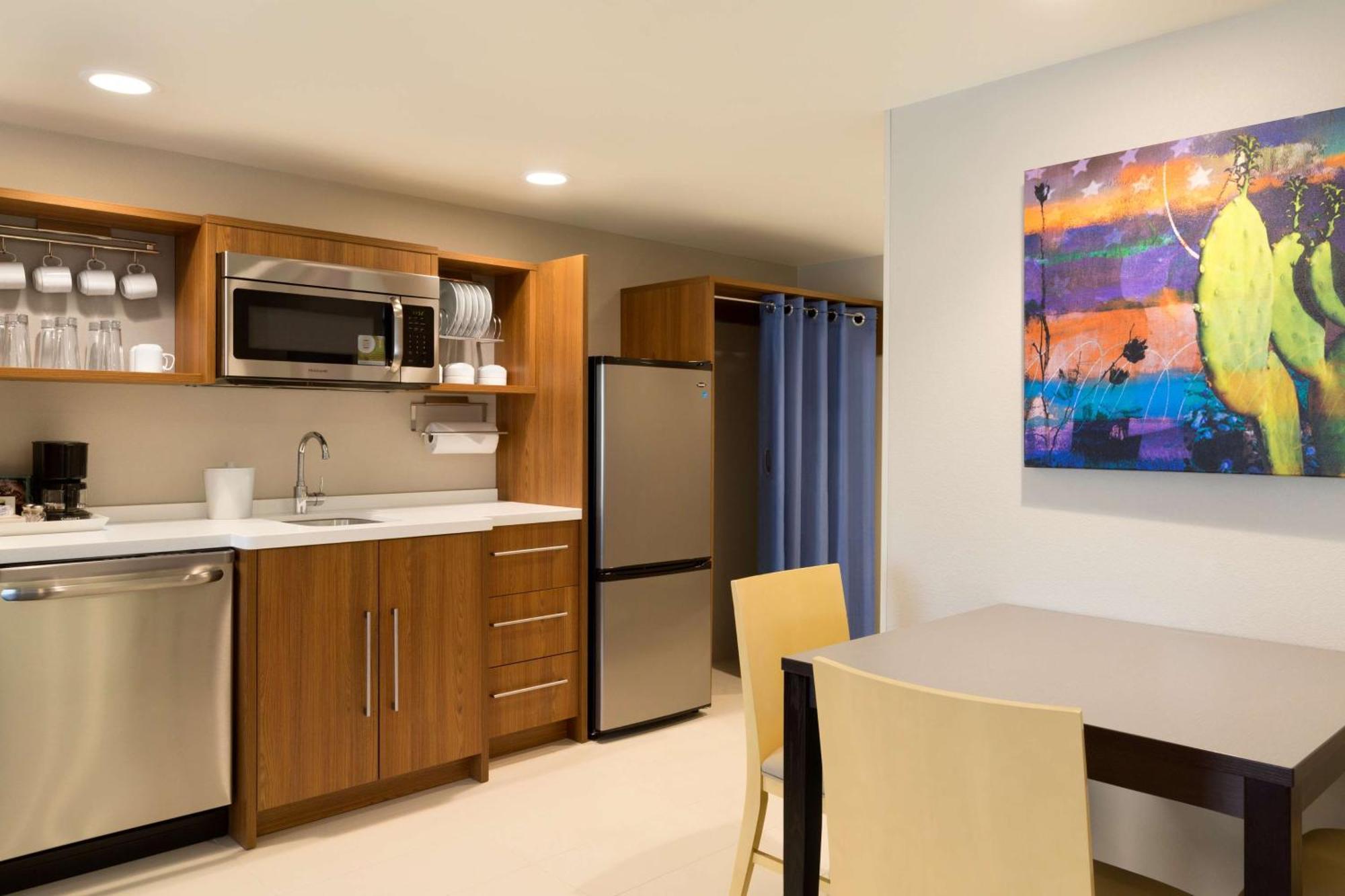 Home2 Suites By Hilton Glendale Westgate Екстериор снимка
