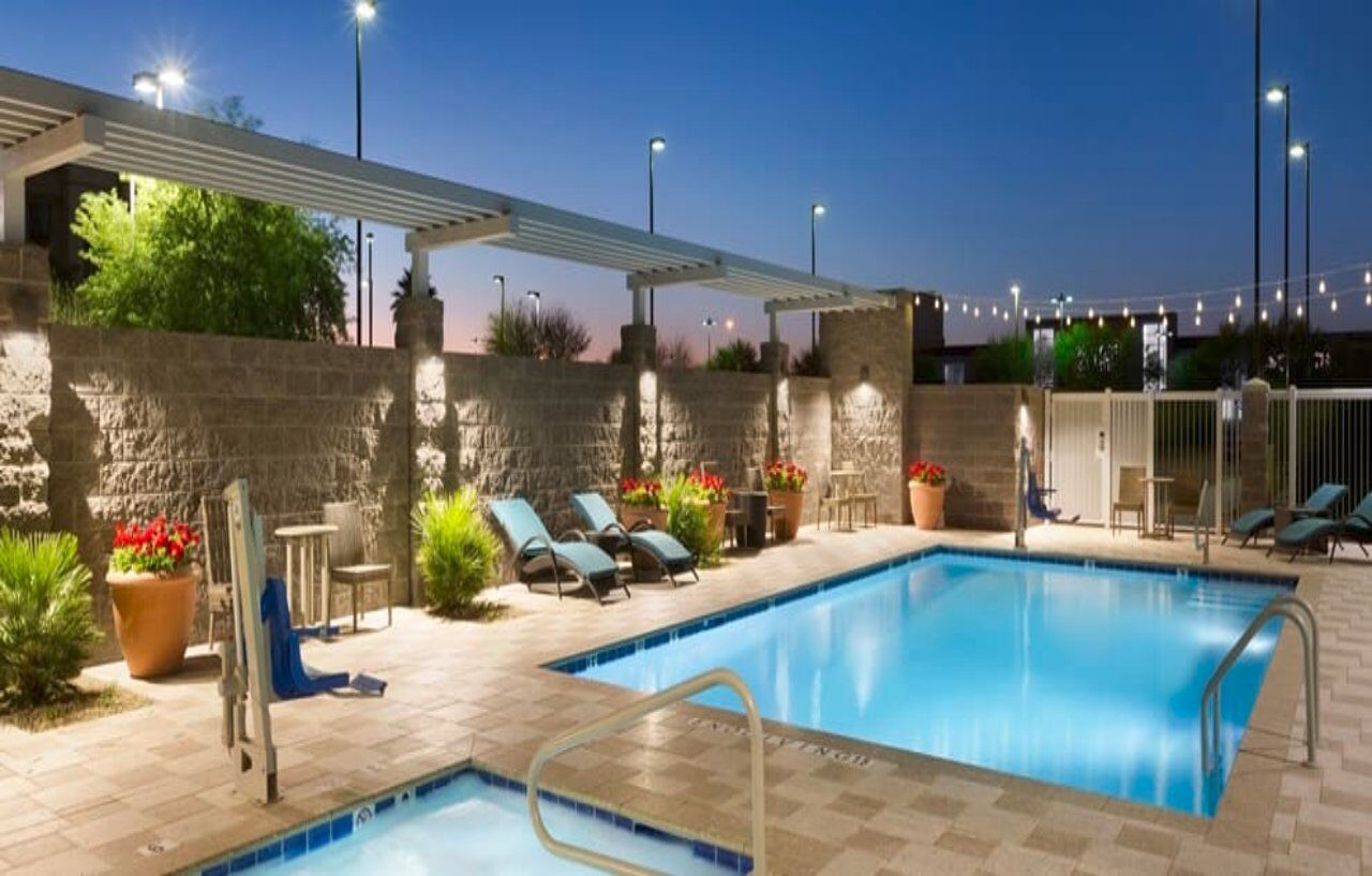 Home2 Suites By Hilton Glendale Westgate Екстериор снимка